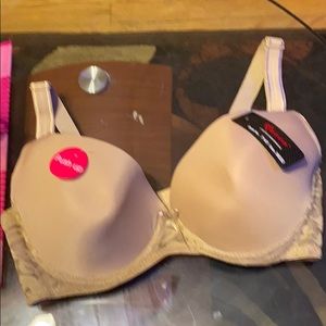 Queen Bra brand new